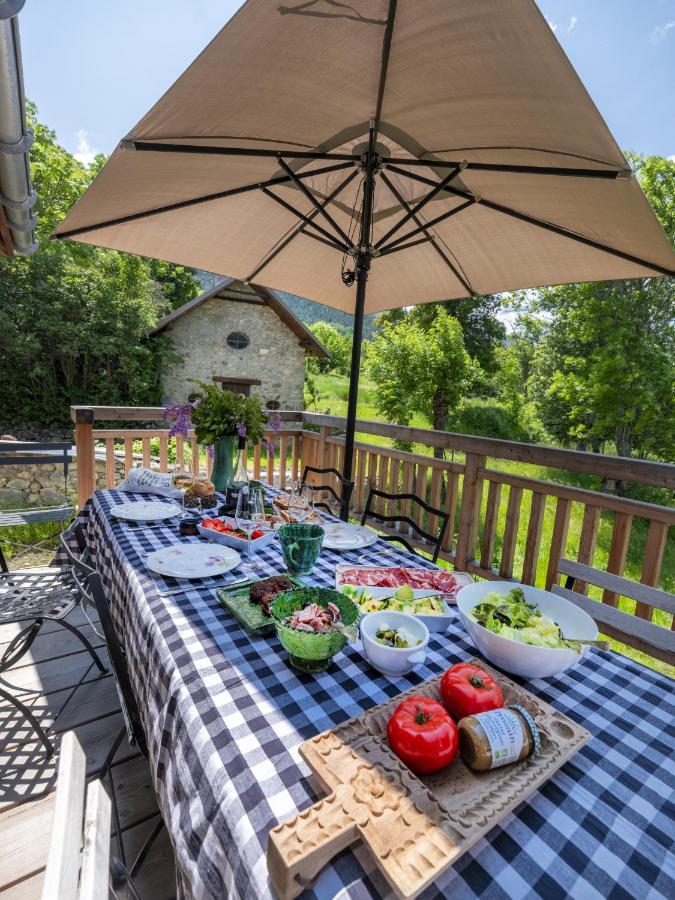 Superbe Ferme Renovee En Chalet De Luxe En Pleine Nature Barcelonnette Exterior foto