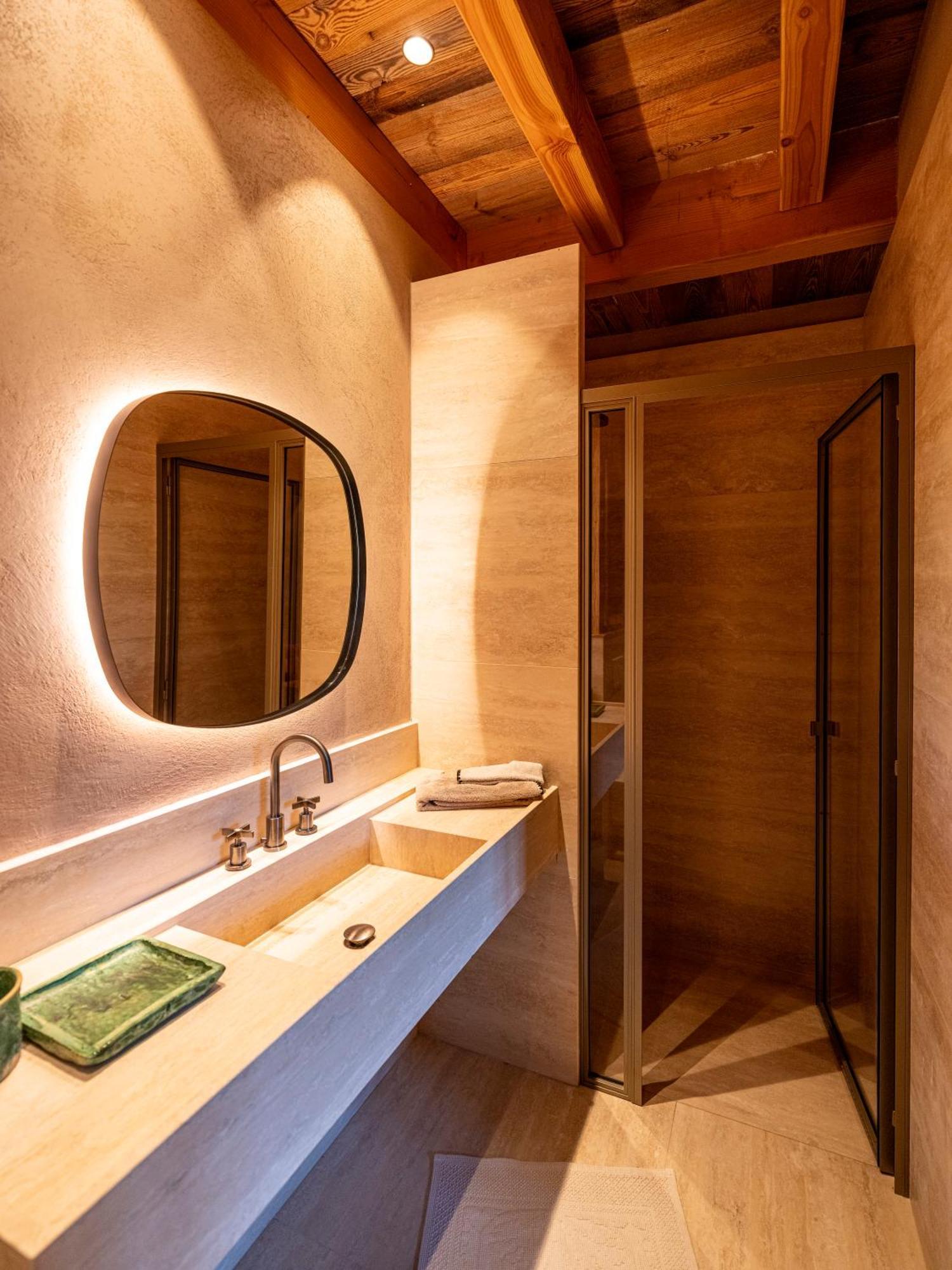 Superbe Ferme Renovee En Chalet De Luxe En Pleine Nature Barcelonnette Exterior foto